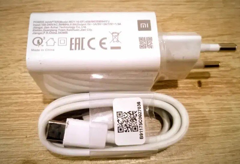 Dengan Melihat Jenis Charger Dengan Melihat Jenis Charger