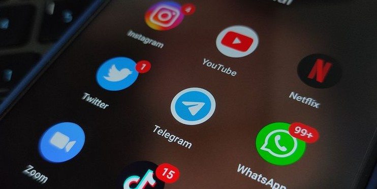 Hapus Aplikasi Yang Tak Berguna Hapus Aplikasi Yang Tak Berguna